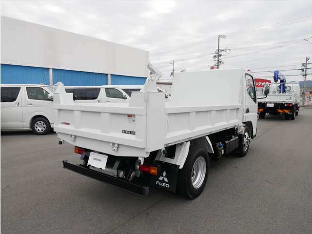 Mitsubishi Fuso Canter 6