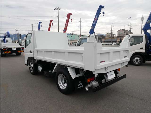 Mitsubishi Fuso Canter 8