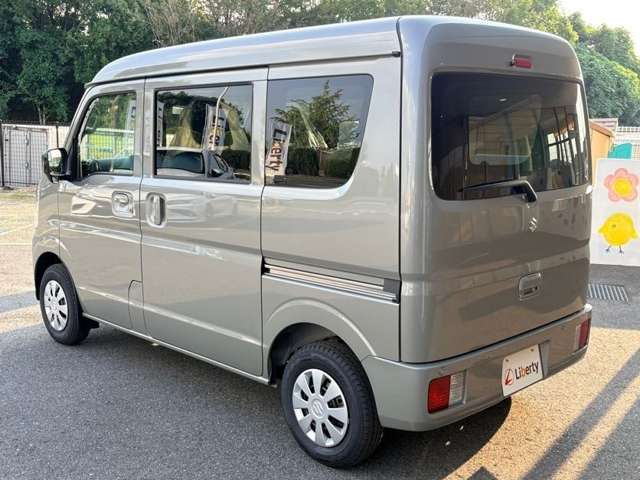 Suzuki Every 11