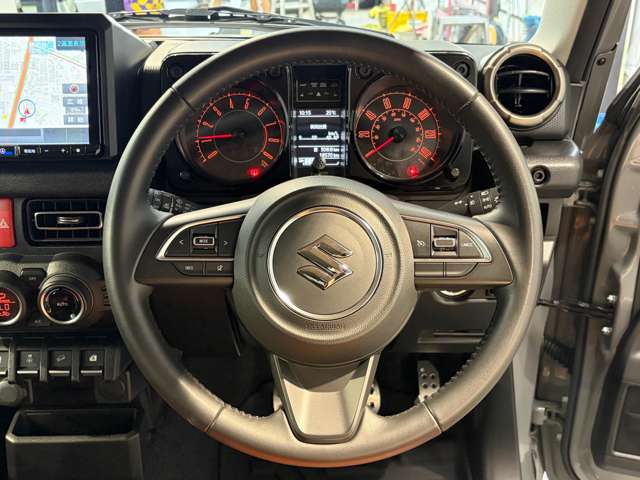 Suzuki Jimny 12