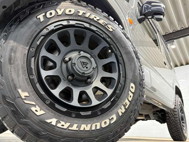 Suzuki Jimny 5