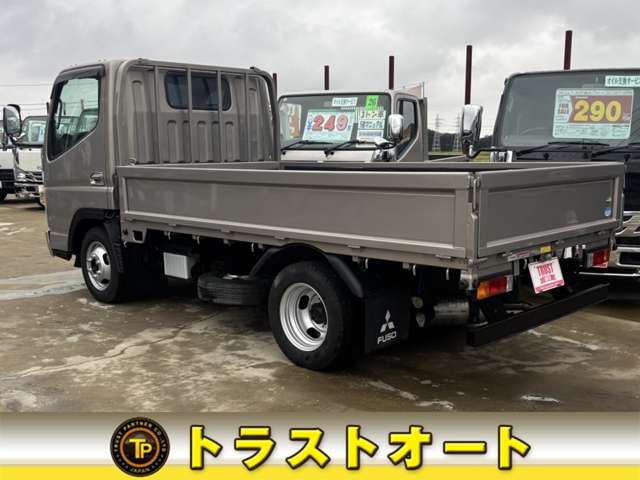 Mitsubishi Fuso Canter 11