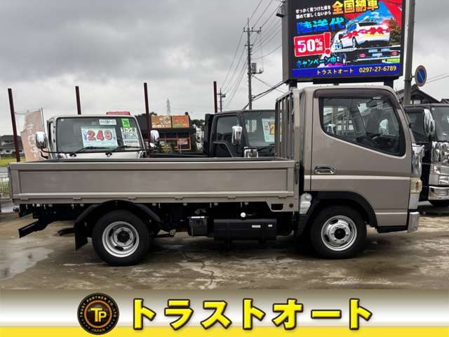 Mitsubishi Fuso Canter 10