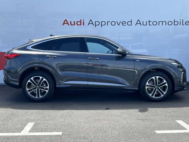 Audi Q5 Sportback 8