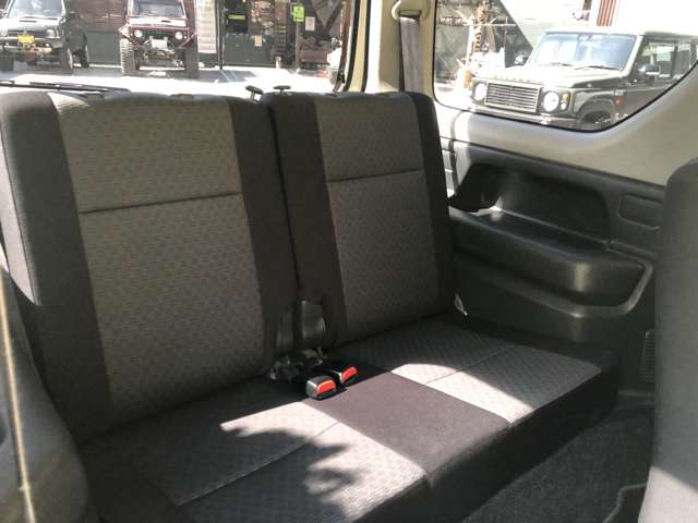Suzuki Jimny 11