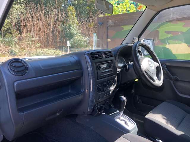 Suzuki Jimny 12