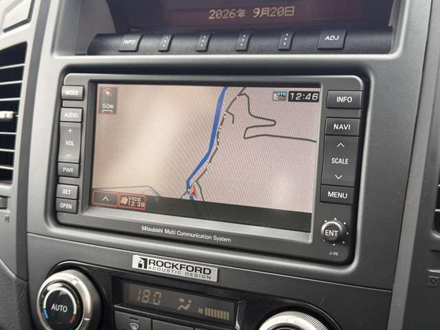 Mitsubishi Pajero 8
