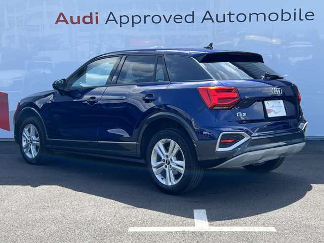 Audi Q2 11