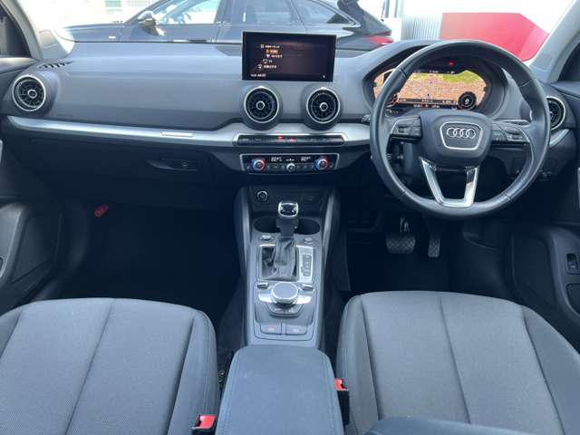 Audi Q2 3