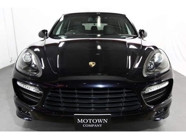 Porsche Cayenne 2
