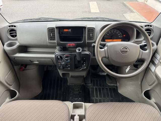 Nissan NV100 Clipper 4