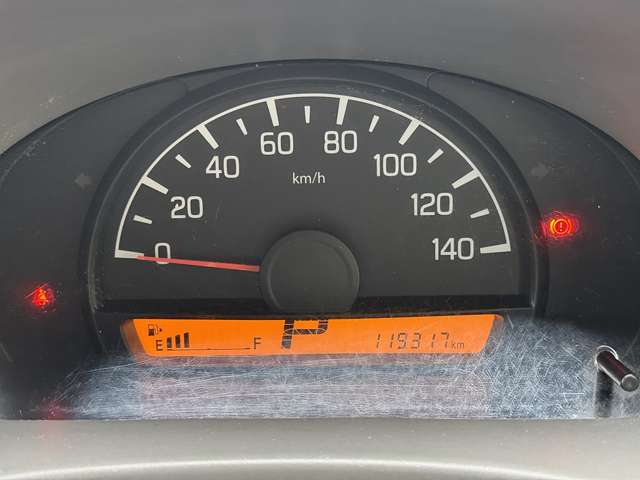 Nissan NV100 Clipper 8
