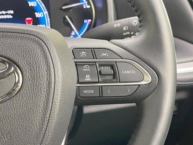 Toyota Voxy 6