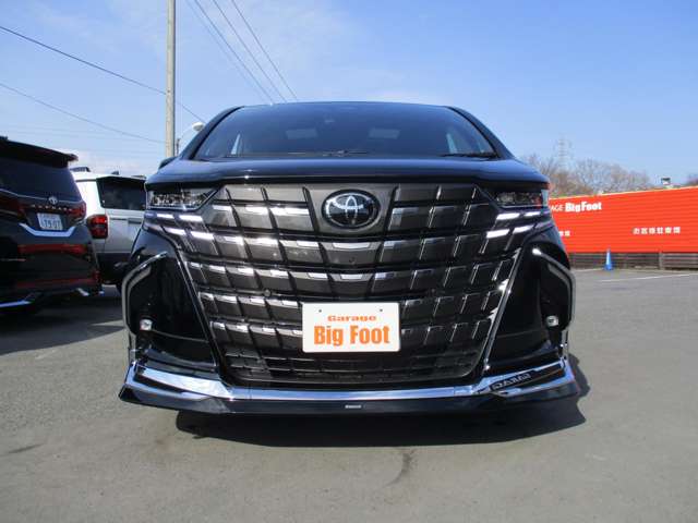 Toyota Alphard 4