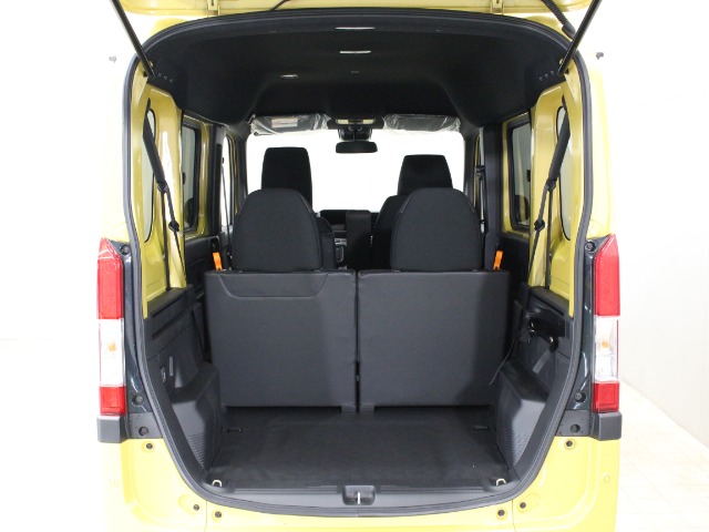 Honda N-VAN 12