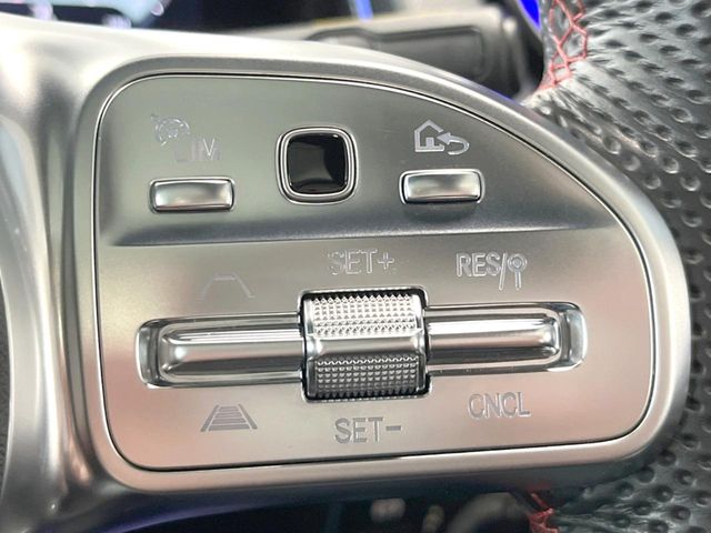 Mercedes-Benz GLB 5