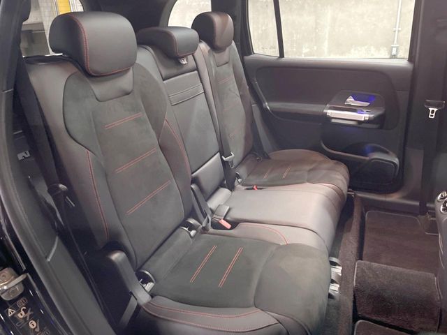 Mercedes-Benz GLB 10