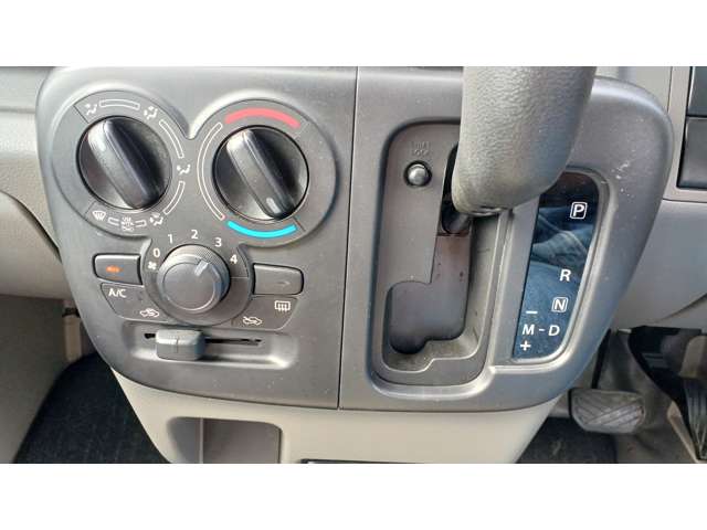 Suzuki Every 12