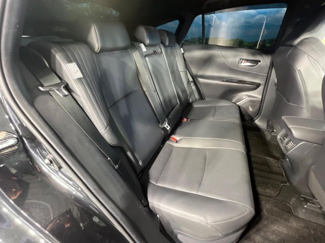 Toyota Harrier 9