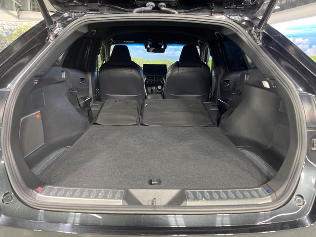 Toyota Harrier 10