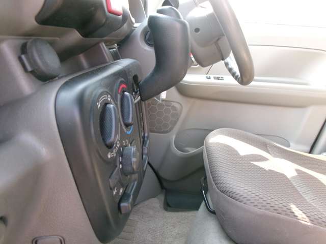 Nissan NV100 Clipper 12