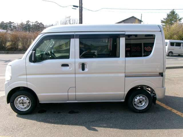 Nissan NV100 Clipper 7