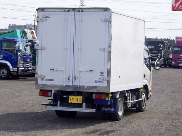 Hino Dutro 7