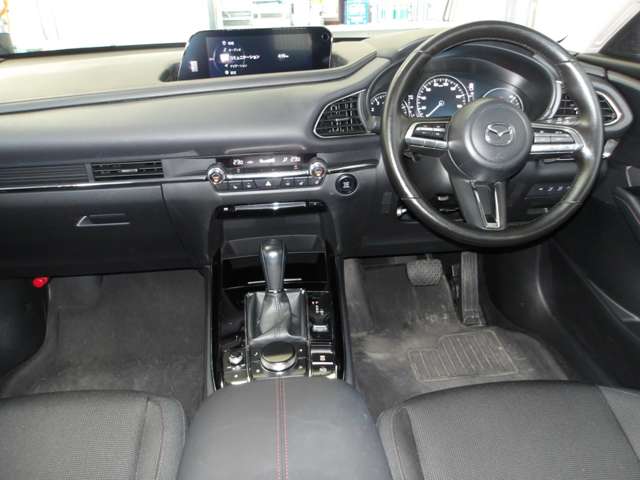 Mazda CX-30 6