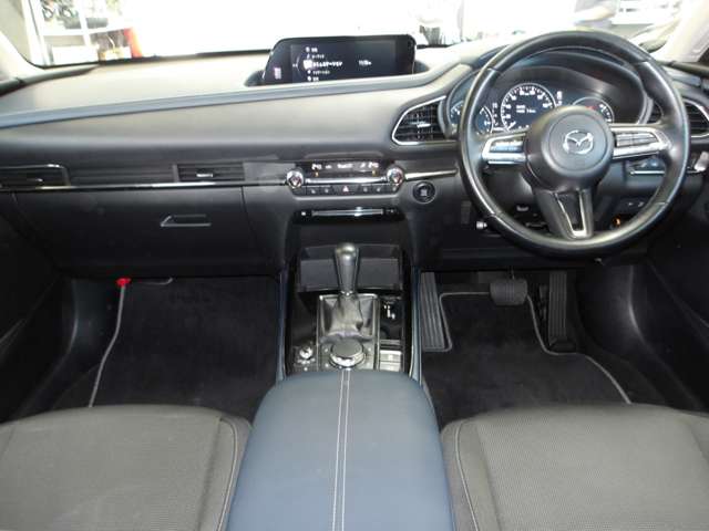 Mazda CX-30 3