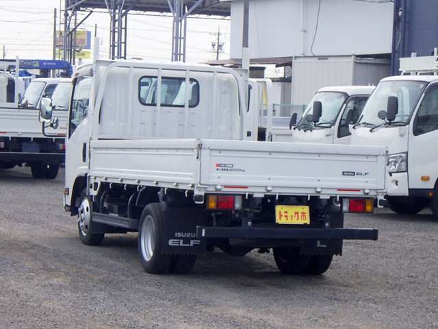 Isuzu Elf 11