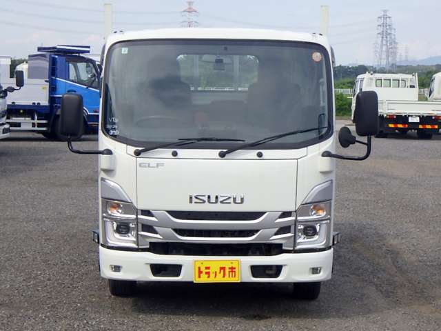 Isuzu Elf 6