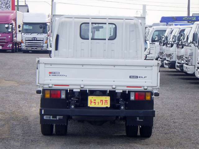 Isuzu Elf 10