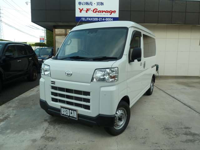 Daihatsu Hijet Cargo 2