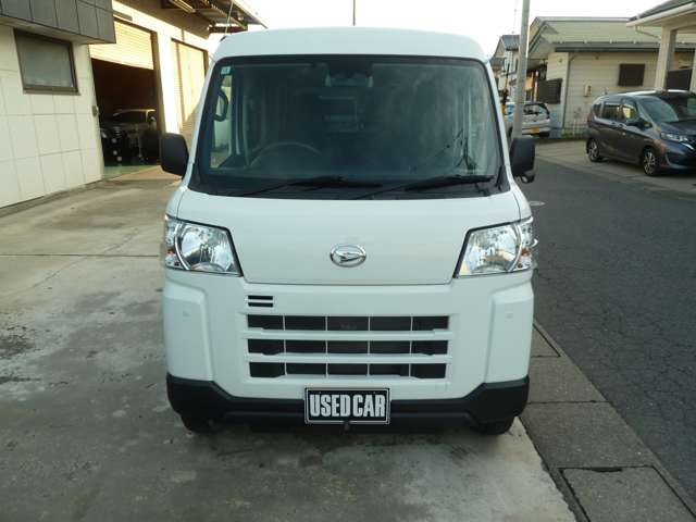 Daihatsu Hijet Cargo 10