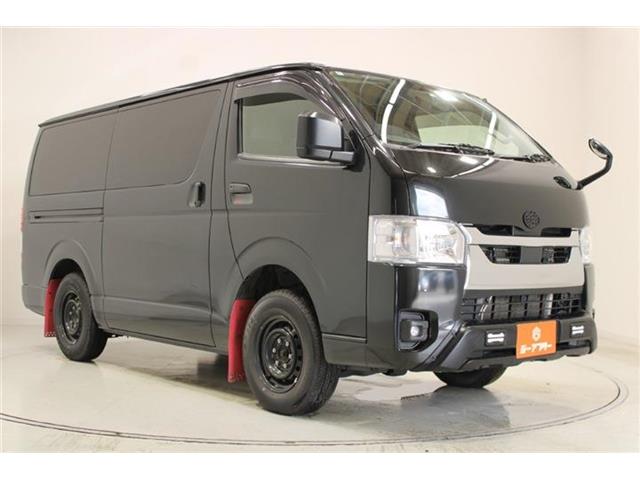 Toyota Hiace Van 7