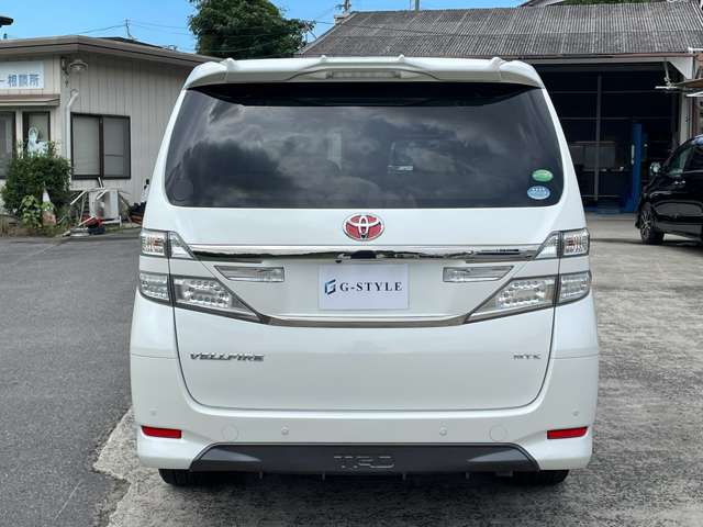 Toyota Vellfire 11