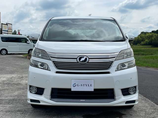 Toyota Vellfire 5