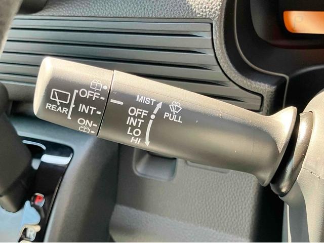Honda N-VAN 8