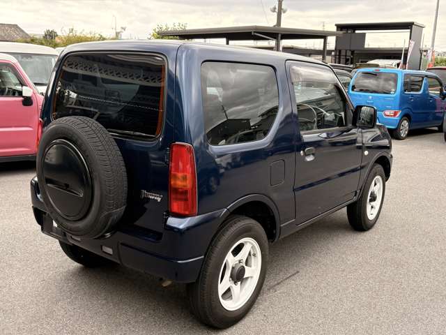 Suzuki Jimny 10
