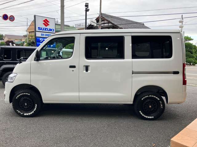 Toyota Town Ace Van 11