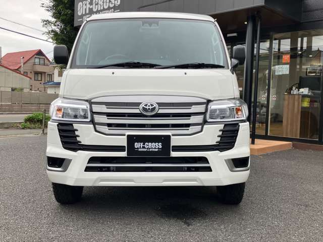 Toyota Town Ace Van 7