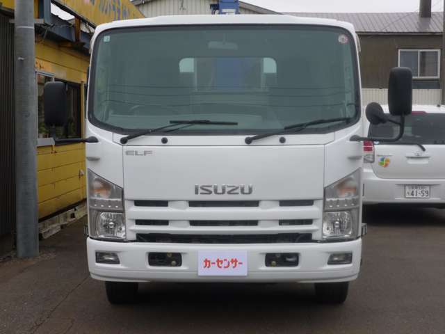 Isuzu Elf 2