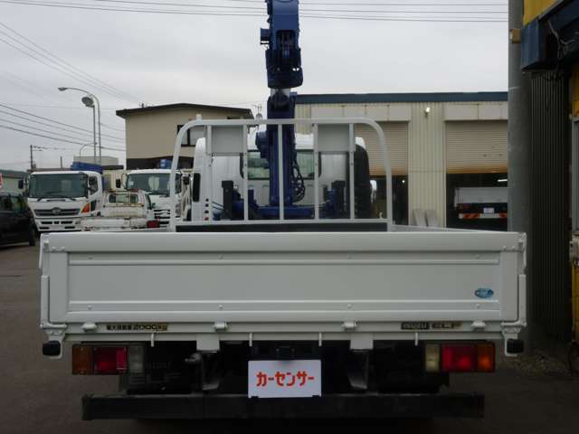 Isuzu Elf 10