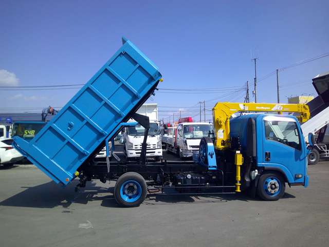 Isuzu Elf 8