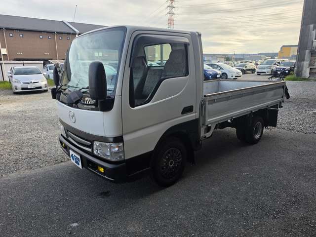 Mazda Titan Dash 9
