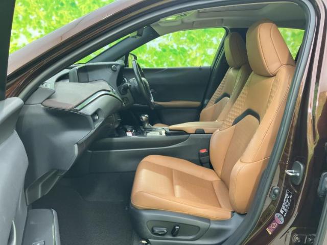 Lexus UX 9