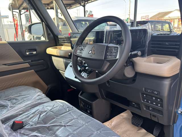 Mitsubishi Delica Mini 10