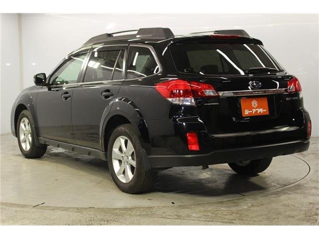 Subaru Legacy Outback 8