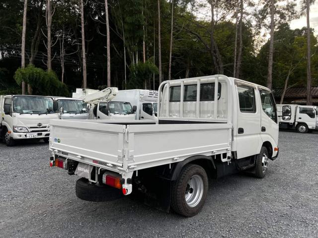 Hino Dutro 5