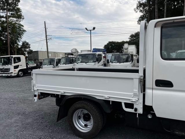 Hino Dutro 8